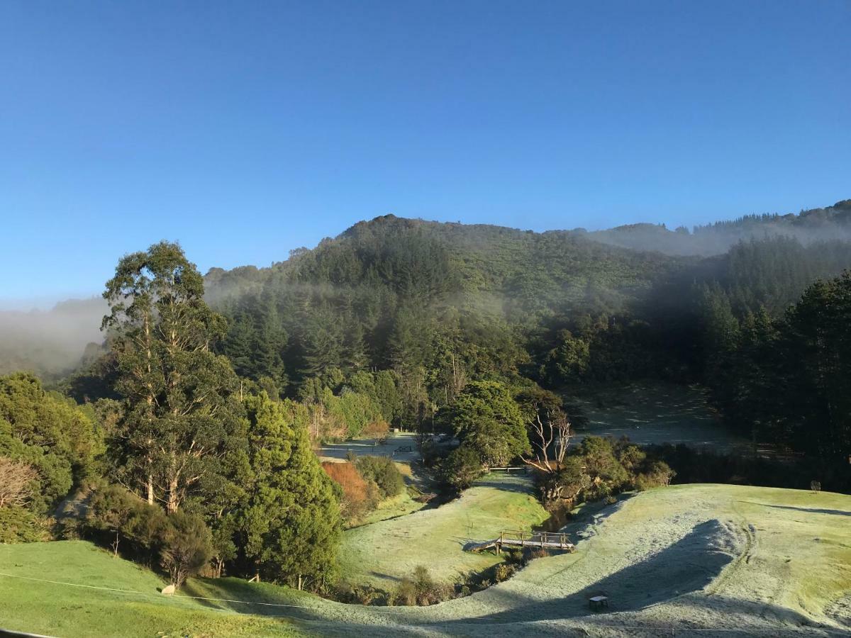 Angie'S Rural Retreat Hotell Wainuiomata Exteriör bild